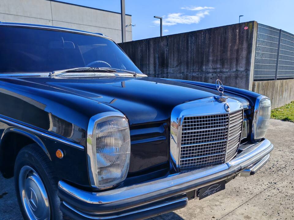Bild 14/42 von Mercedes-Benz 250 C (1970)