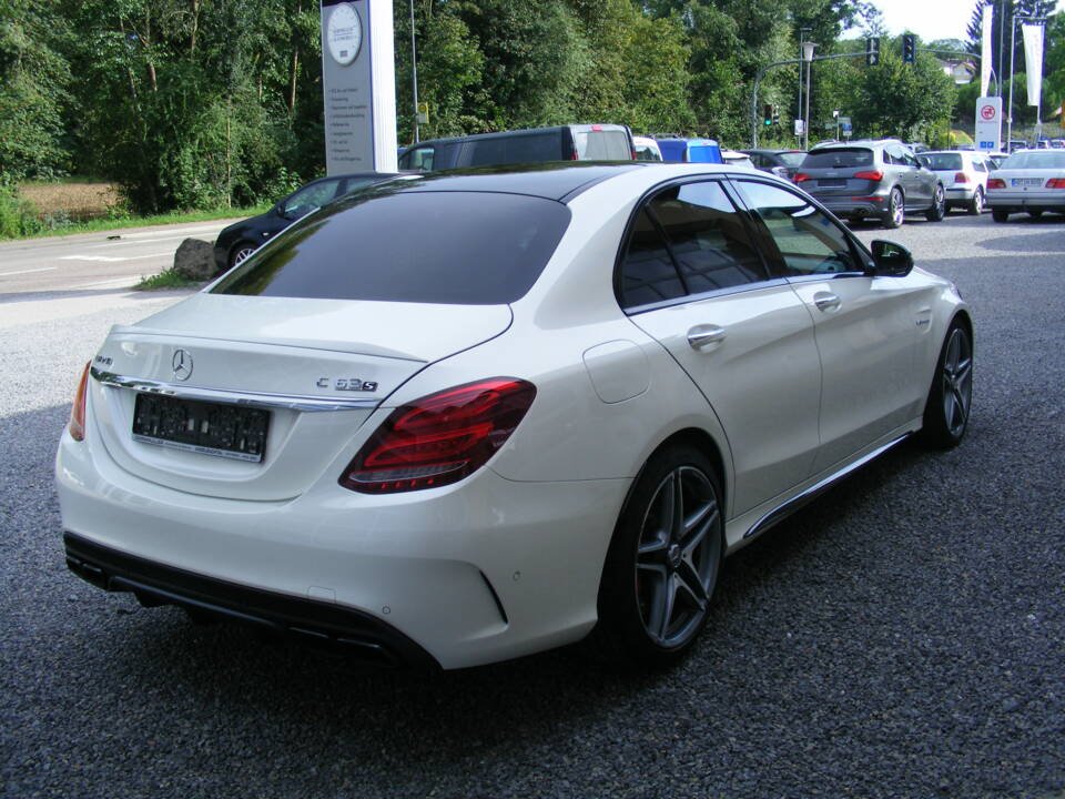 Immagine 15/20 di Mercedes-Benz C 63 S AMG (2017)