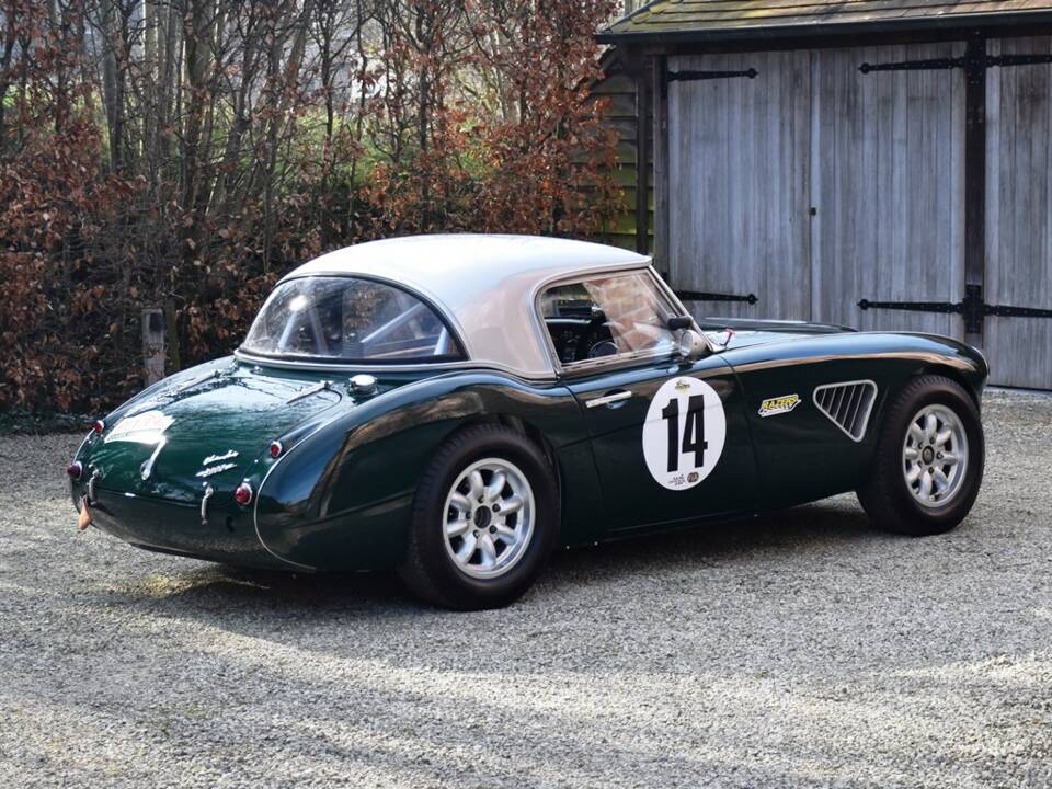 Image 12/29 of Austin-Healey 3000 Mk II (BT7) (1962)