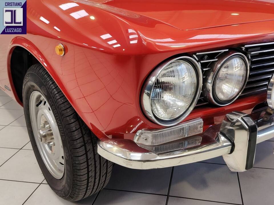 Bild 17/79 von Alfa Romeo 2000 GT Veloce (1971)