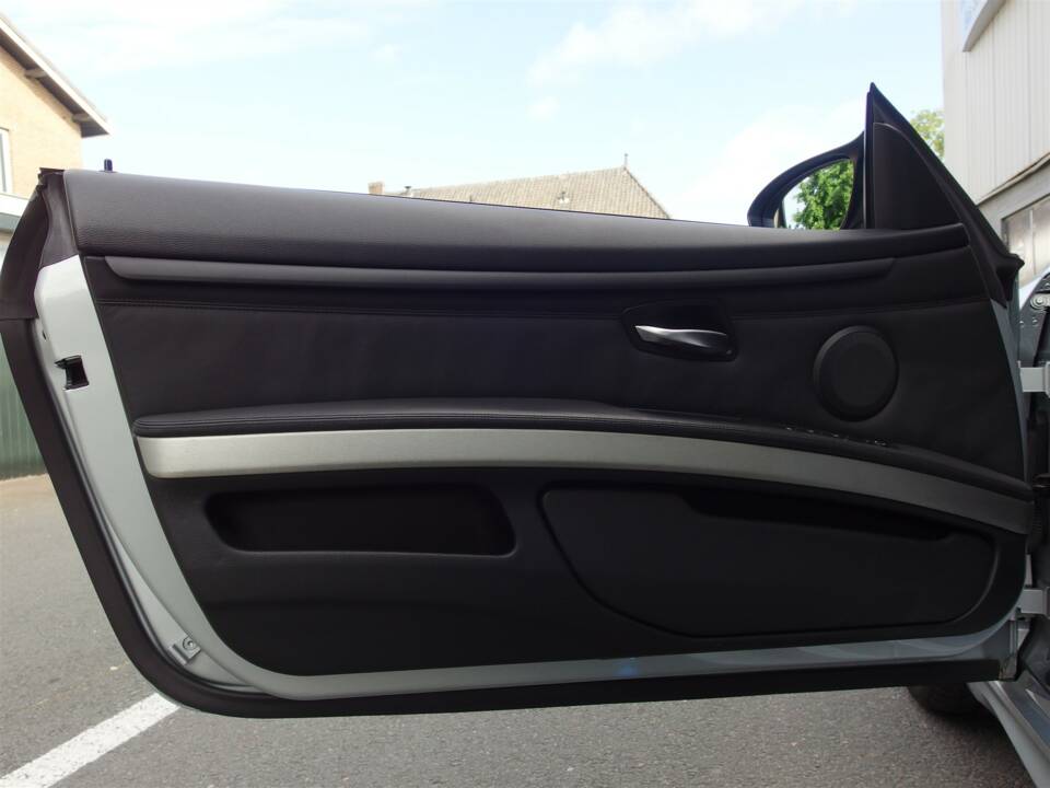 Image 45/98 de BMW M3 (2011)