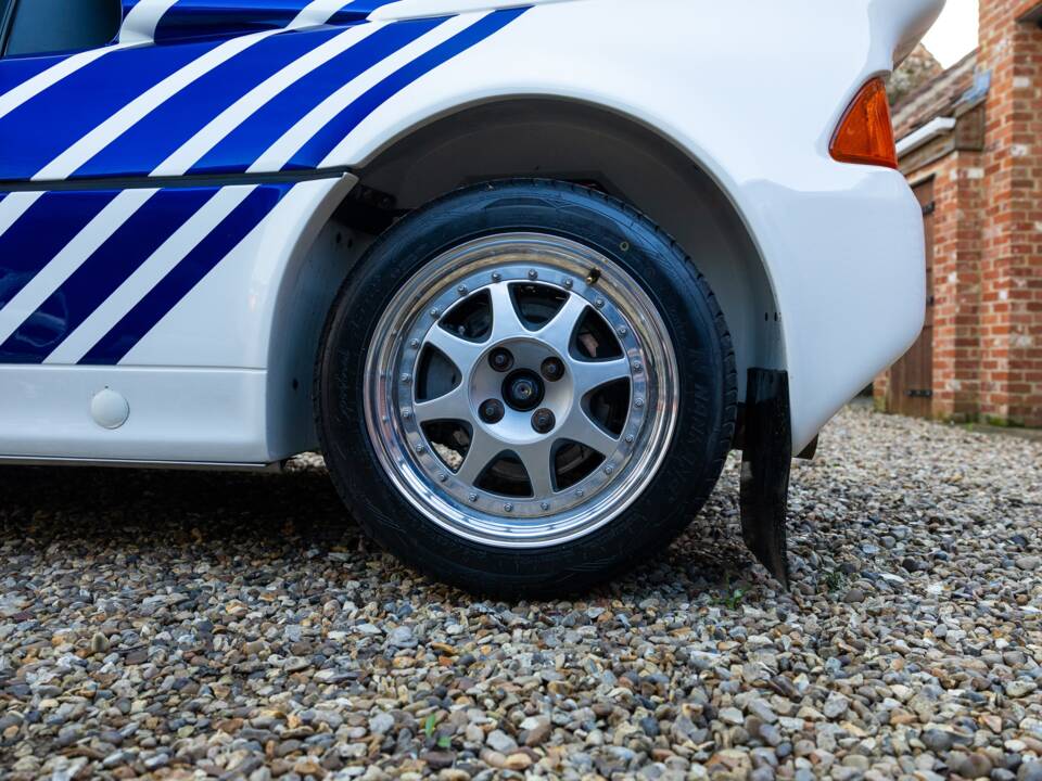 Image 29/50 of Ford RS200 (1986)