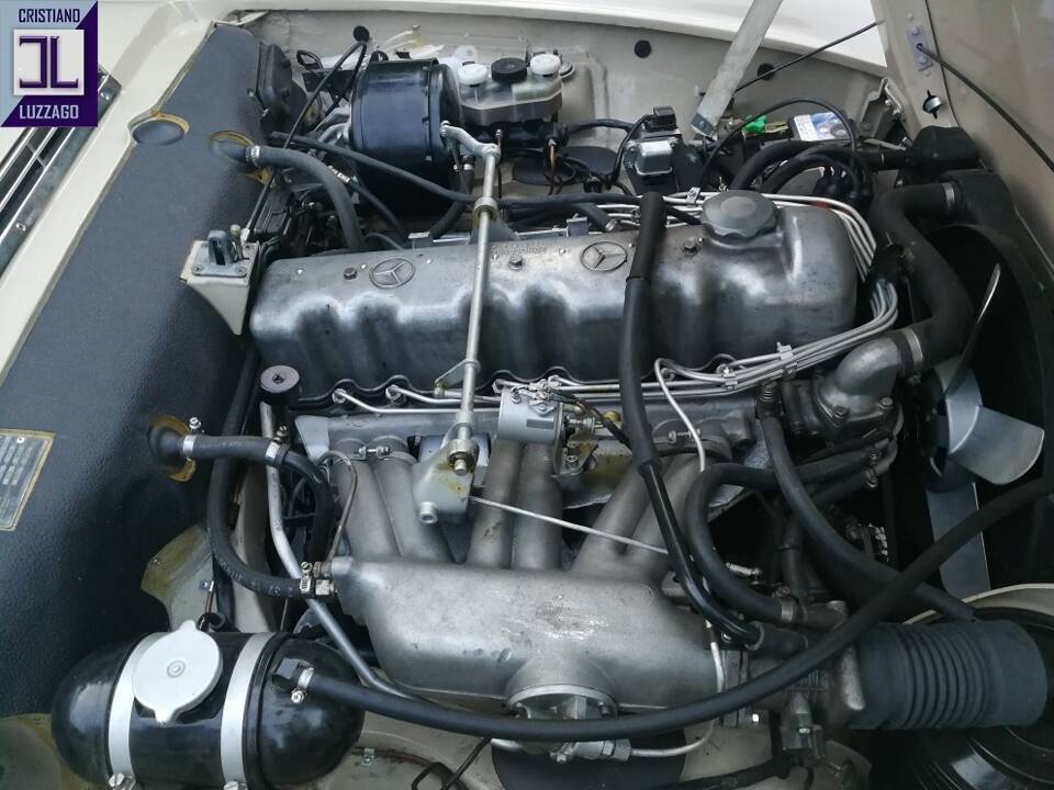 Bild 48/81 von Mercedes-Benz 250 SL (1968)