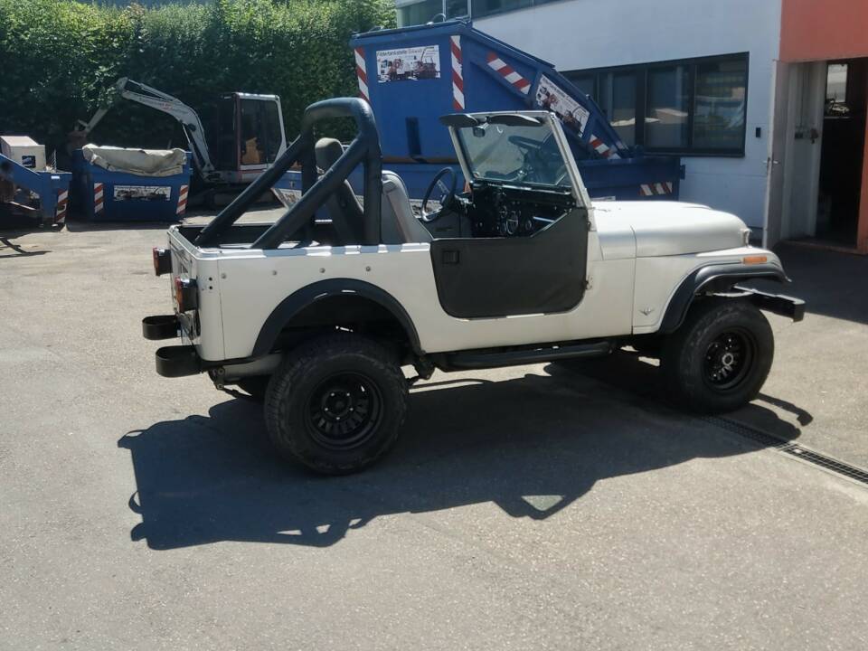 Image 4/23 of Jeep CJ-7 Quadra Trac (1977)