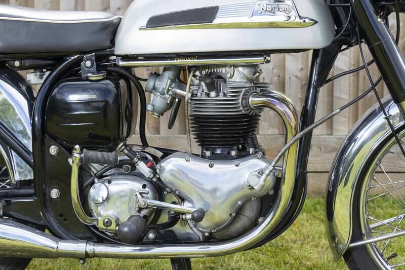 Immagine 5/39 di Norton 650 SS (1964)