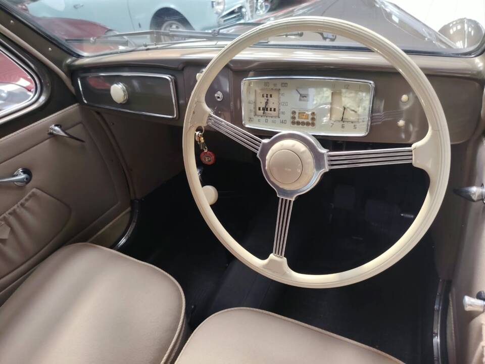 Image 44/77 de Lancia Aprilia (1949)