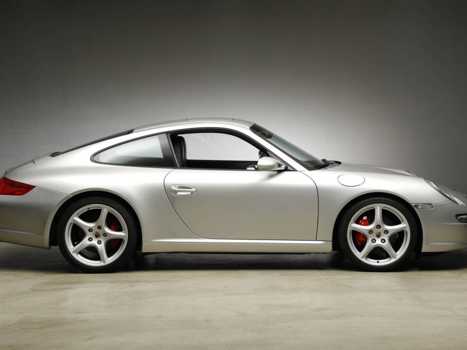 Image 10/25 of Porsche 911 Carrera S (2004)