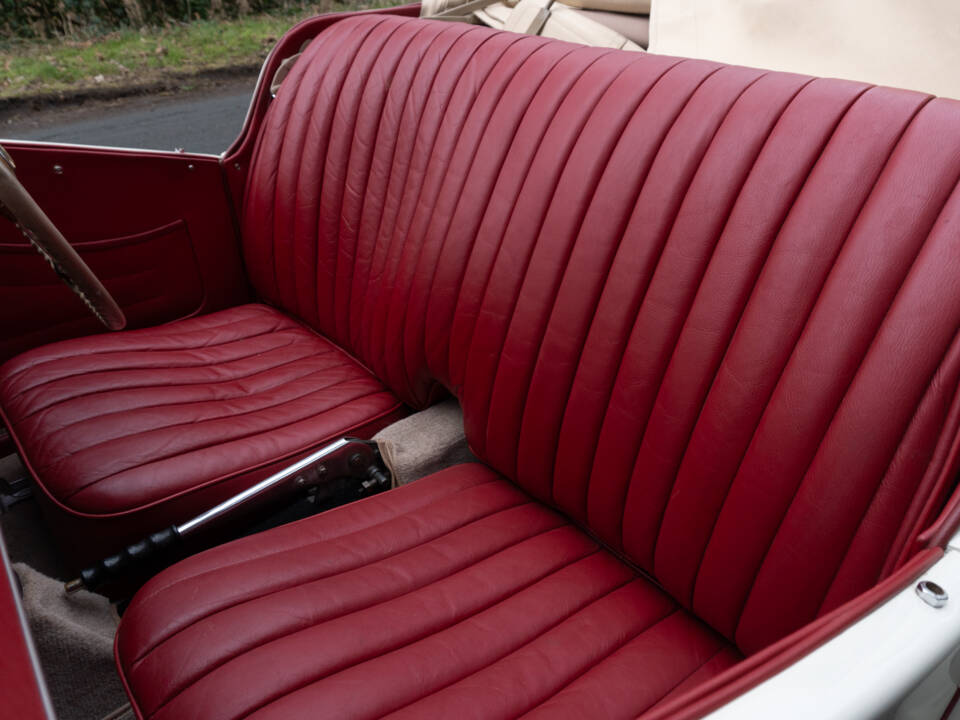 Image 11/13 of MG TD (1953)