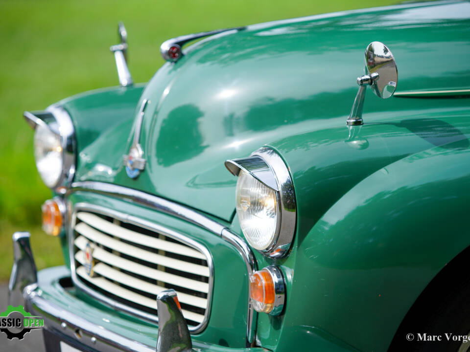 Image 27/43 of Morris Minor 1000 Traveller (1965)