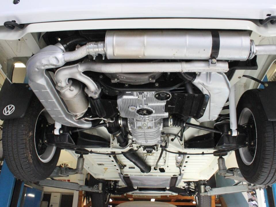 Bild 20/24 von Volkswagen T3 Camper 2.0 (1982)