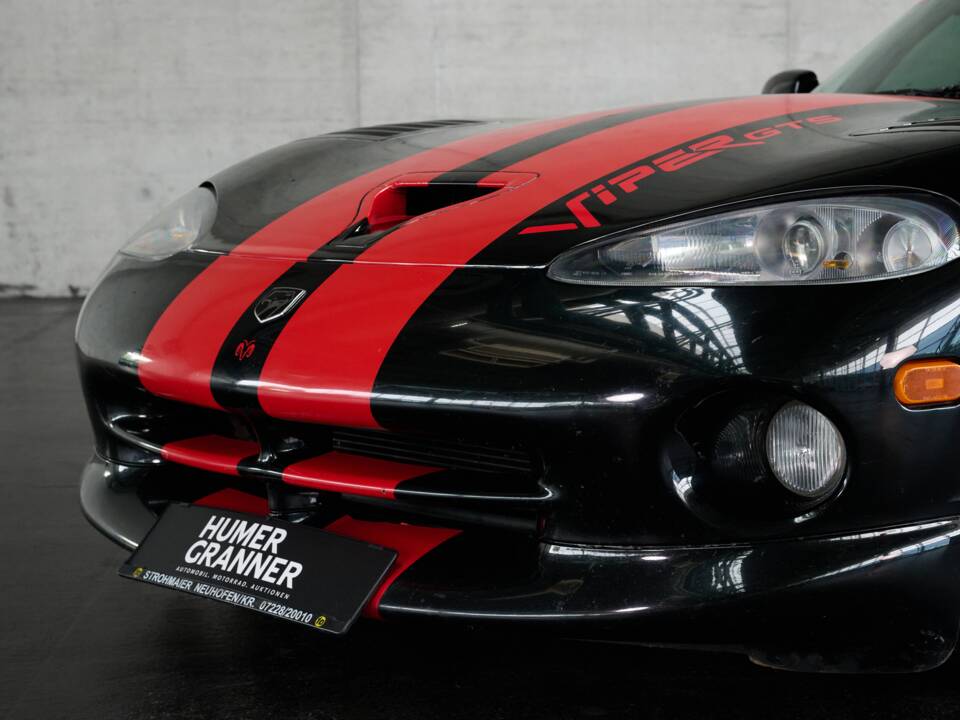 Image 5/50 of Dodge Viper GTS (2005)