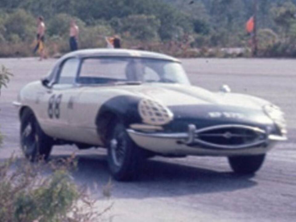 Imagen 2/15 de Jaguar E-Type 3.8 (1961)