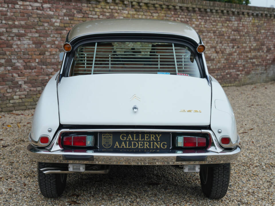 Afbeelding 6/50 van Citroën DS 21 Pallas (1971)