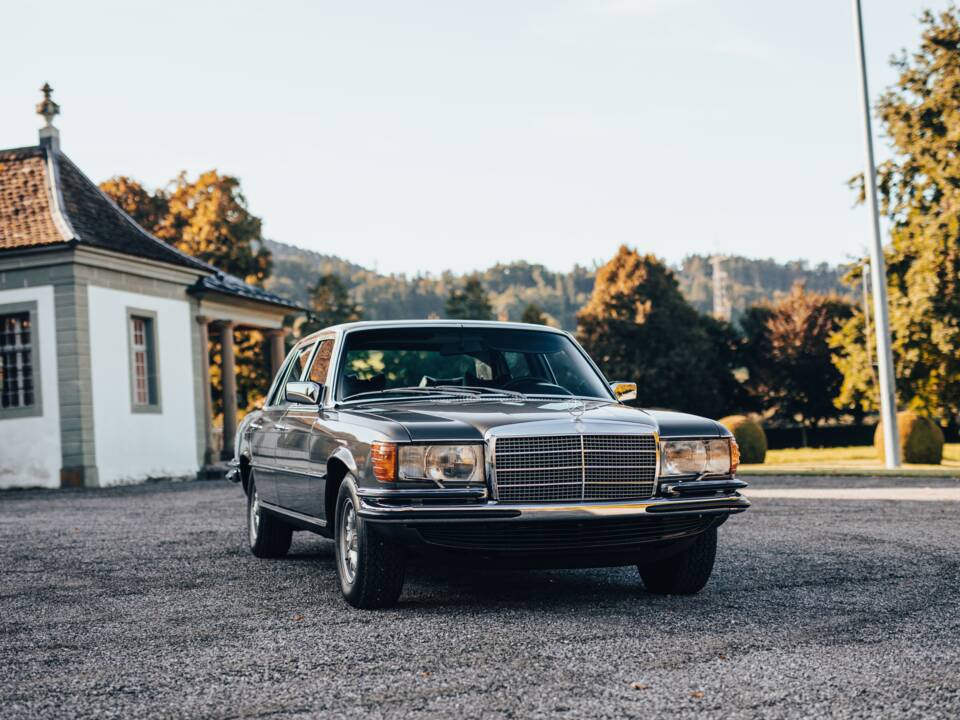 Afbeelding 1/16 van Mercedes-Benz 450 SEL 6,9 (1976)