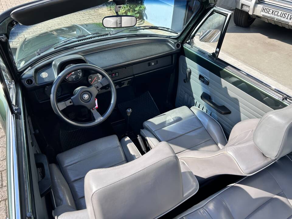 Immagine 35/41 di Volkswagen Maggiolone 1303 LS (1976)