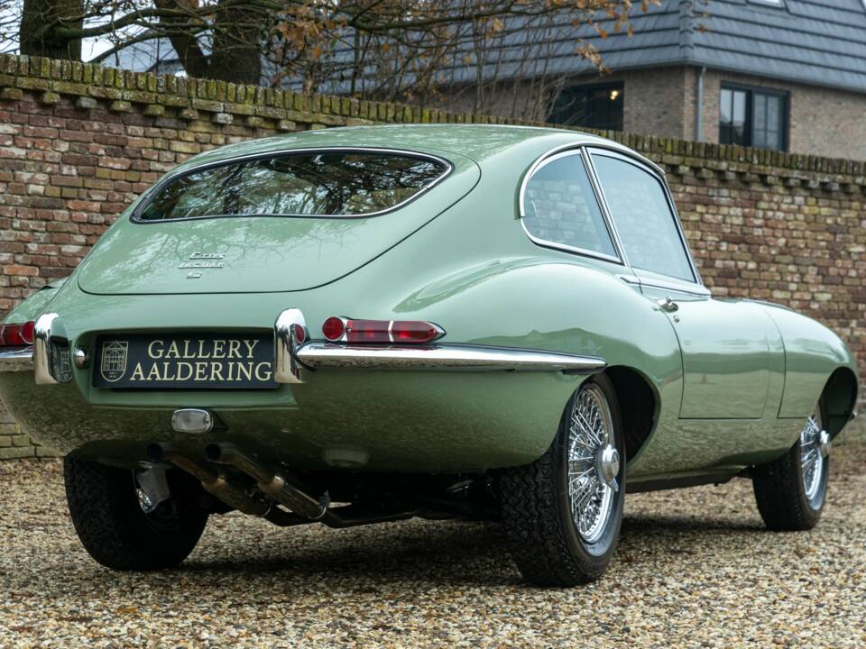 Afbeelding 23/50 van Jaguar E-Type 4.2 (1967)