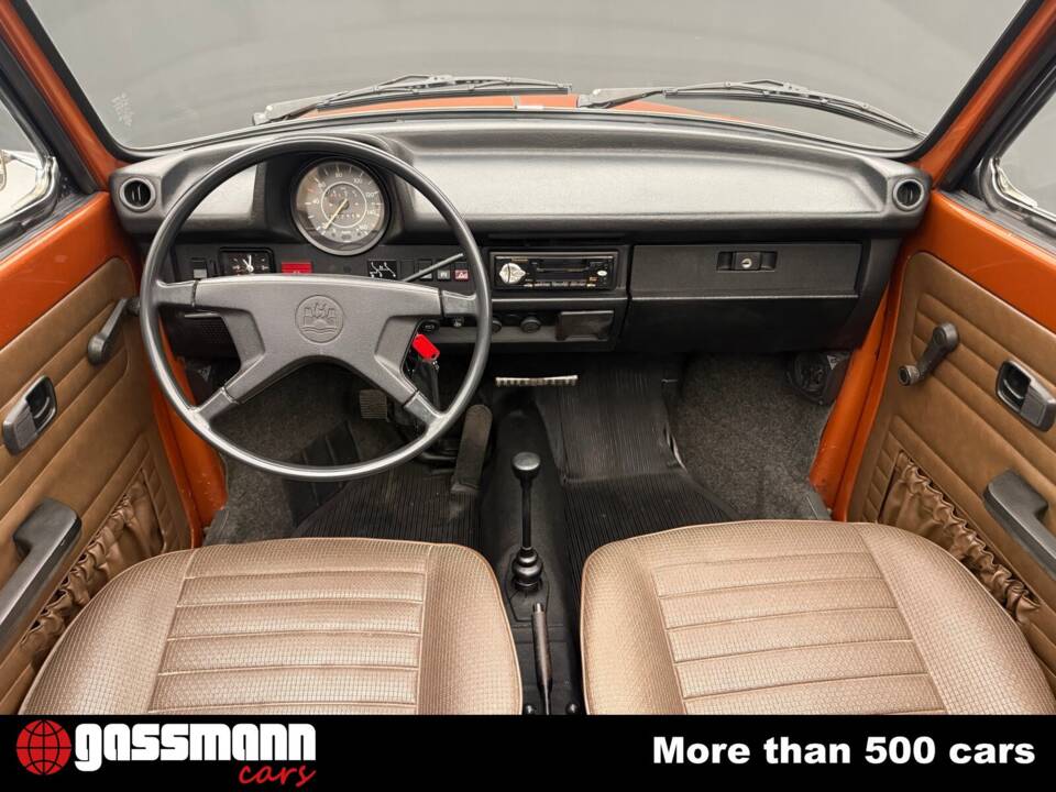 Image 11/15 de Volkswagen Coccinelle 1303 (1979)