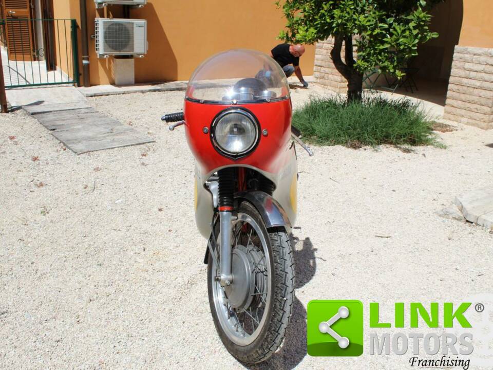Imagen 2/10 de MV Agusta DUMMY (1974)