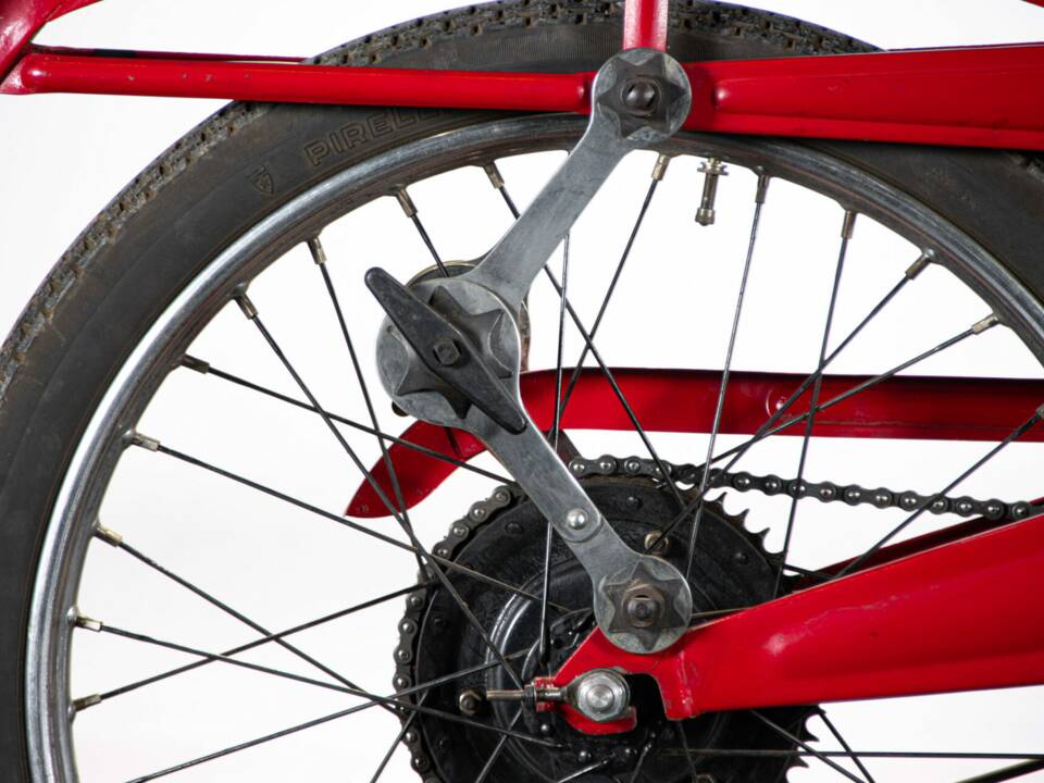 Bild 26/50 von Moto Guzzi Motoleggera 65 (1951)