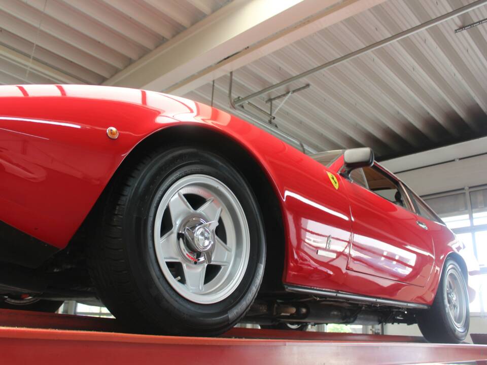 Imagen 8/50 de Ferrari 365 GTC/4 (1972)