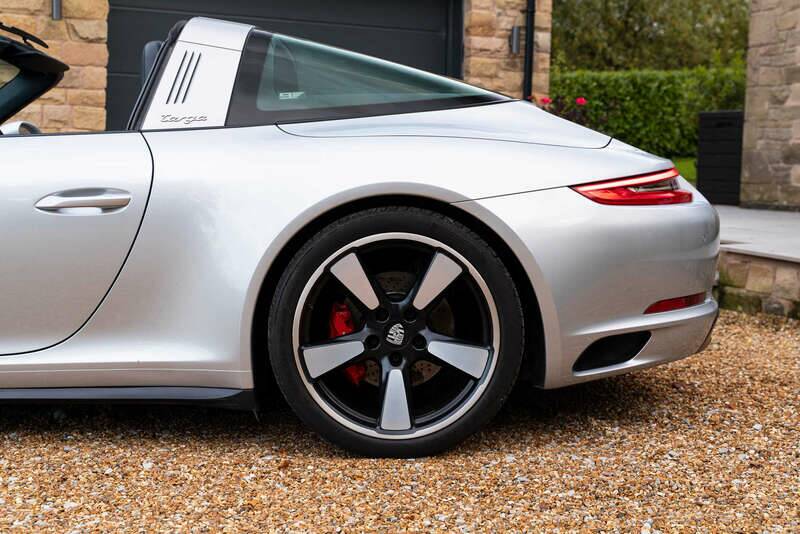 Bild 14/50 von Porsche 911 Targa 4S (2016)