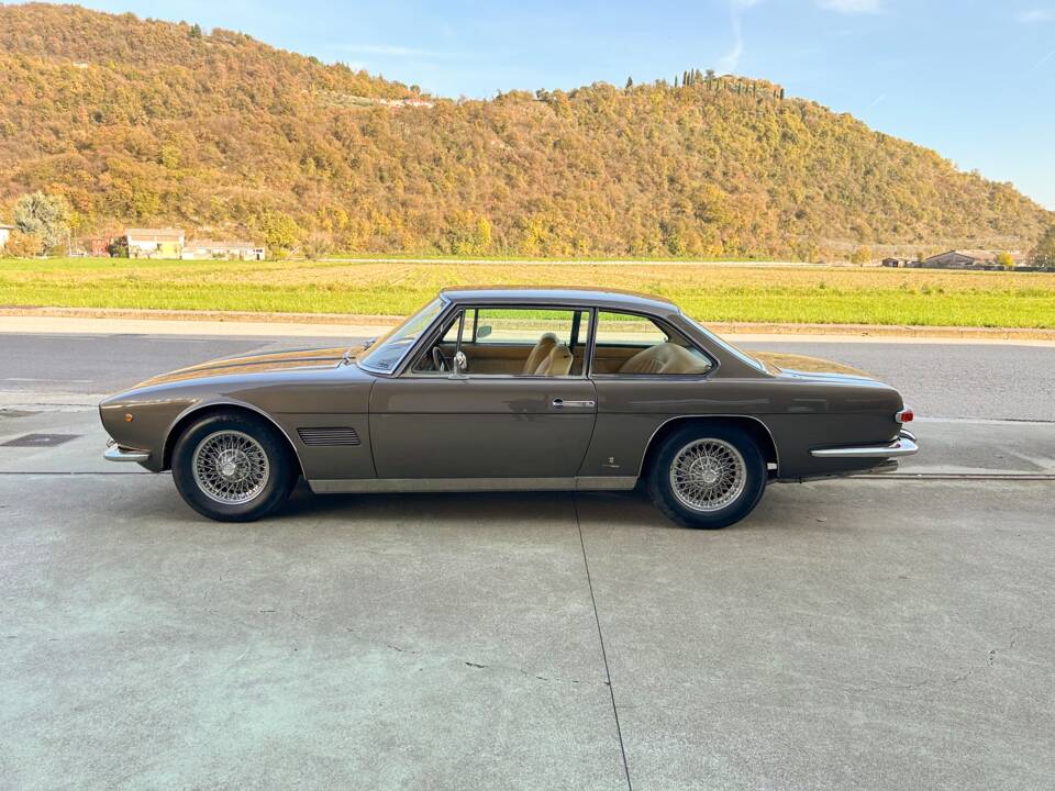 Image 3/101 of Maserati Mexico 4200 (1971)