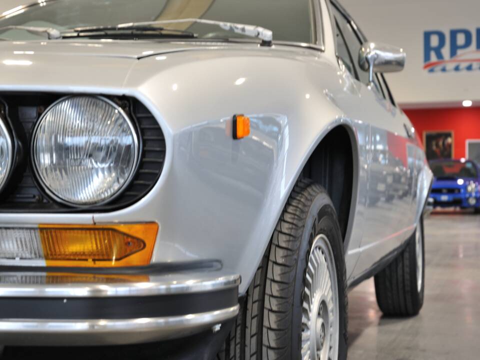 Bild 3/25 von Alfa Romeo Alfetta GTV 2.0 L (1980)