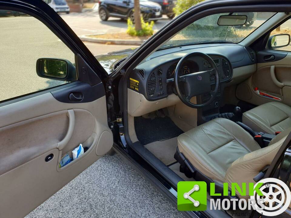 Imagen 9/10 de Saab 900 2.0i 16V (1994)