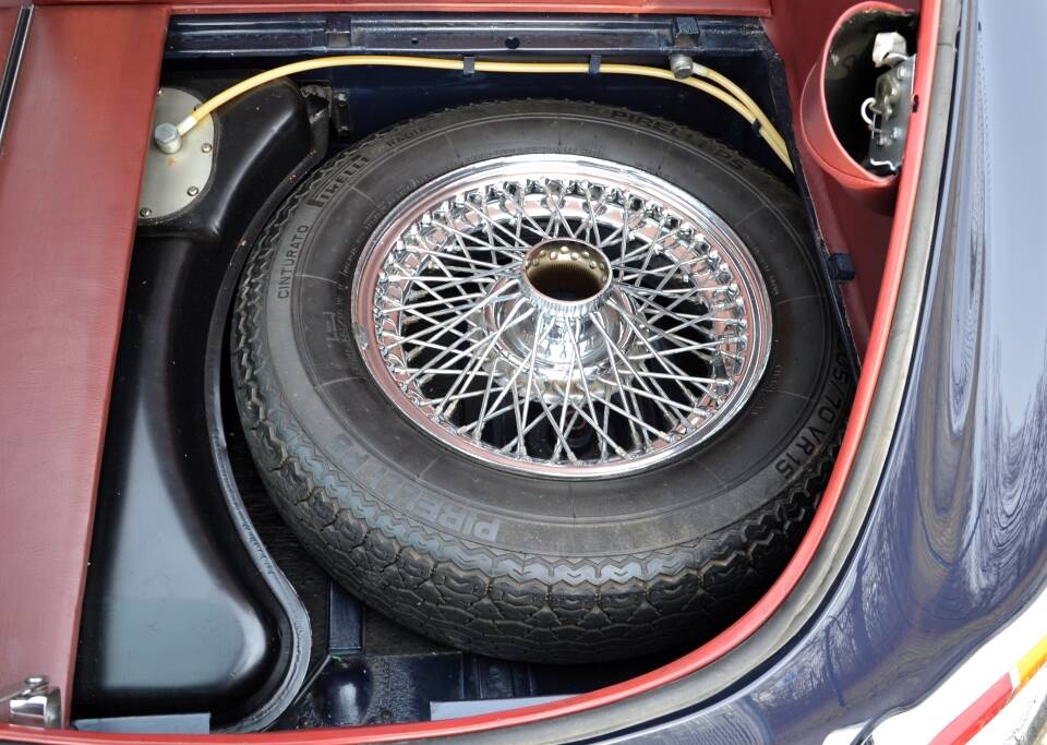 Afbeelding 30/32 van Jaguar E-Type 4.2 (1967)