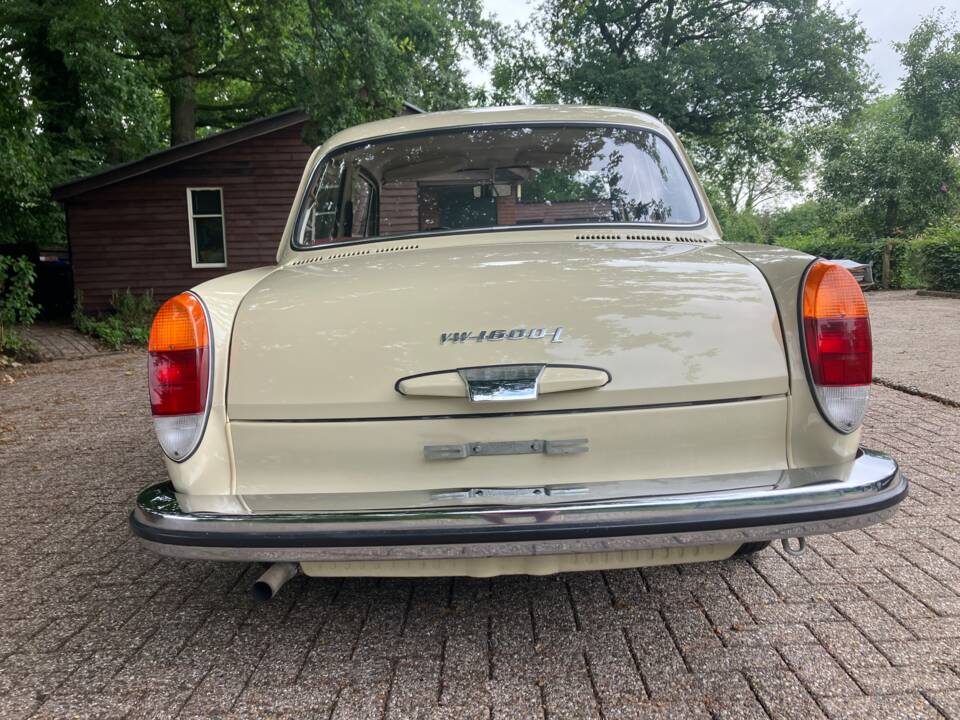 Image 5/34 of Volkswagen 1600 (1972)