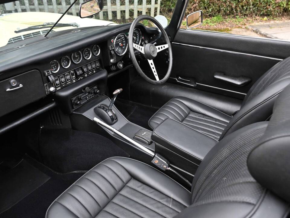 Bild 6/50 von Jaguar E-Type V12 (1973)