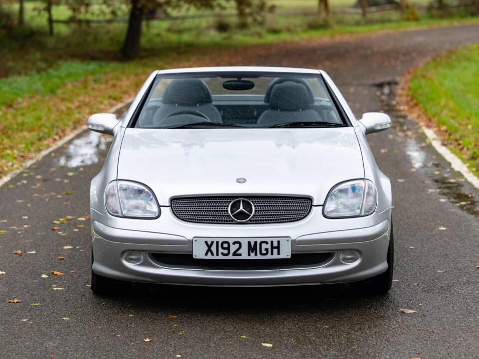 Image 14/47 of Mercedes-Benz SLK 230 Kompressor (2000)