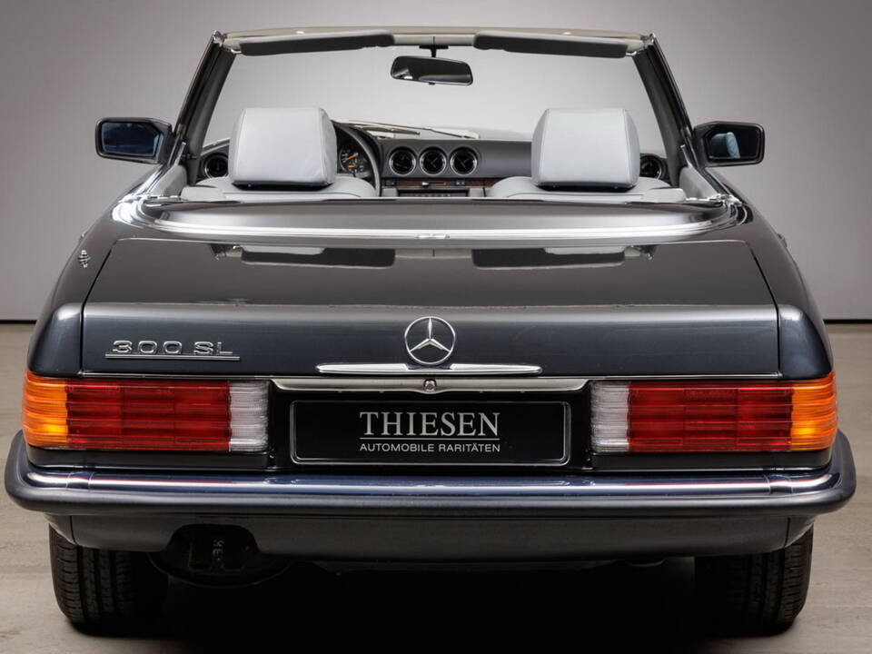 Image 10/44 of Mercedes-Benz 300 SL (1988)