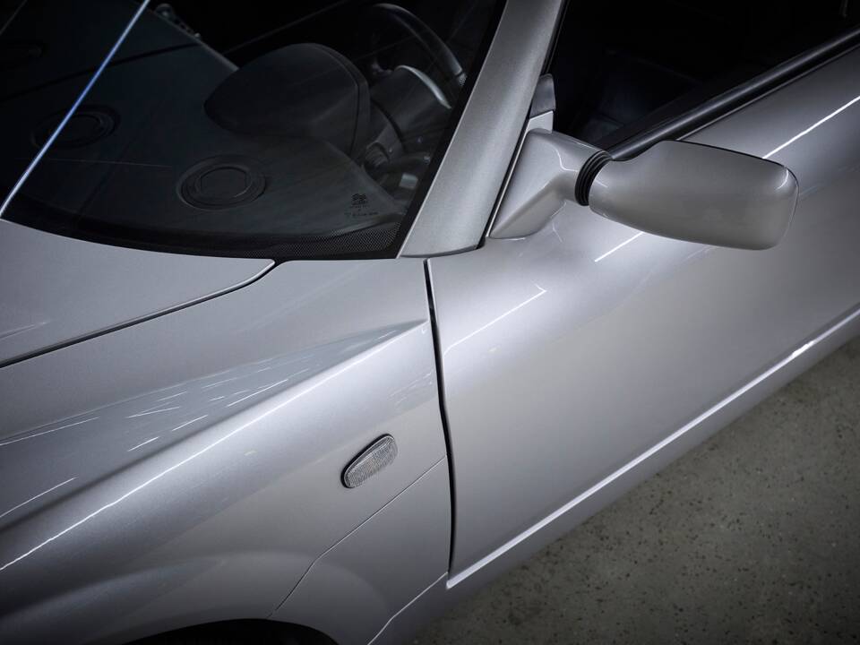 Image 78/81 of Opel Speedster 2.0 Turbo (2003)