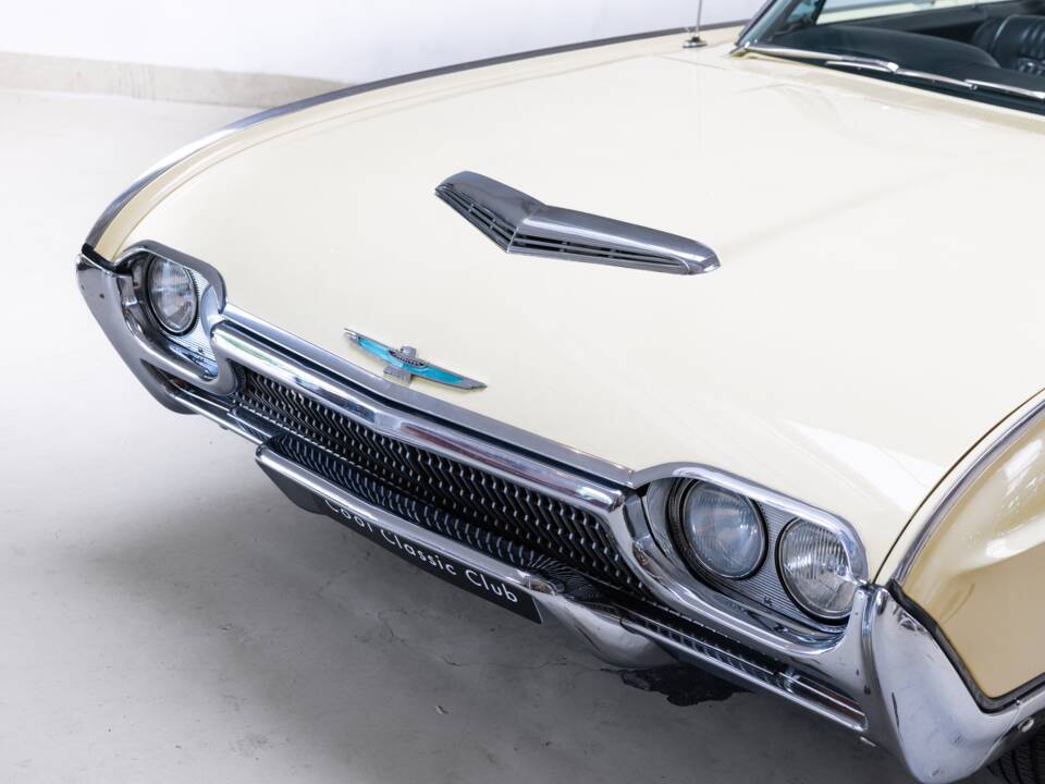 Bild 27/40 von Ford Thunderbird (1962)