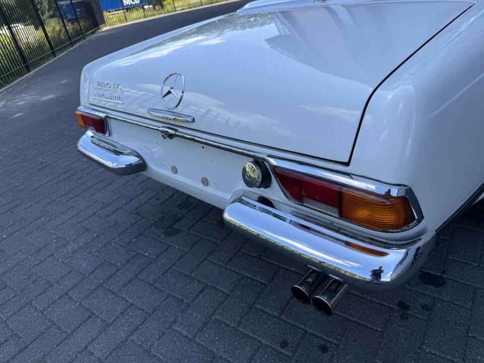 Bild 41/50 von Mercedes-Benz 280 SL (1969)