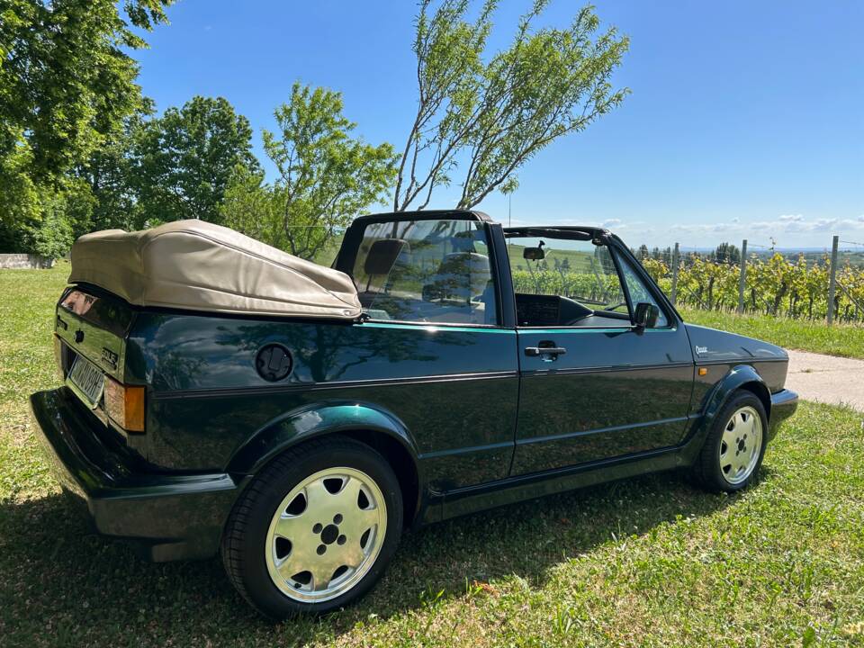 Image 3/22 de Volkswagen Golf I Cabrio 1.8 (1992)
