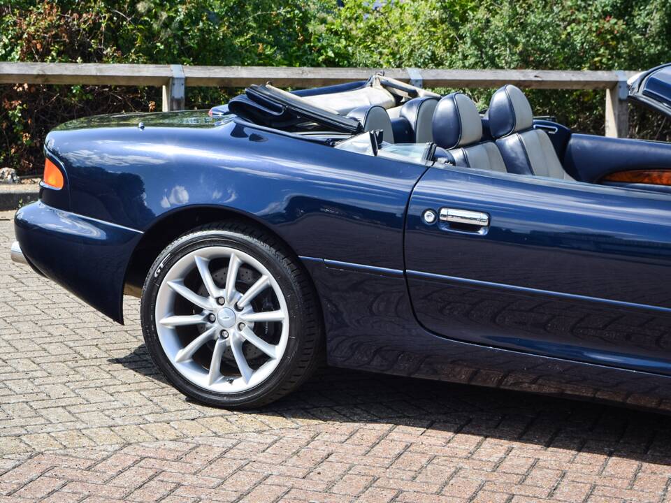 Bild 15/50 von Aston Martin DB 7 Vantage Volante (2001)