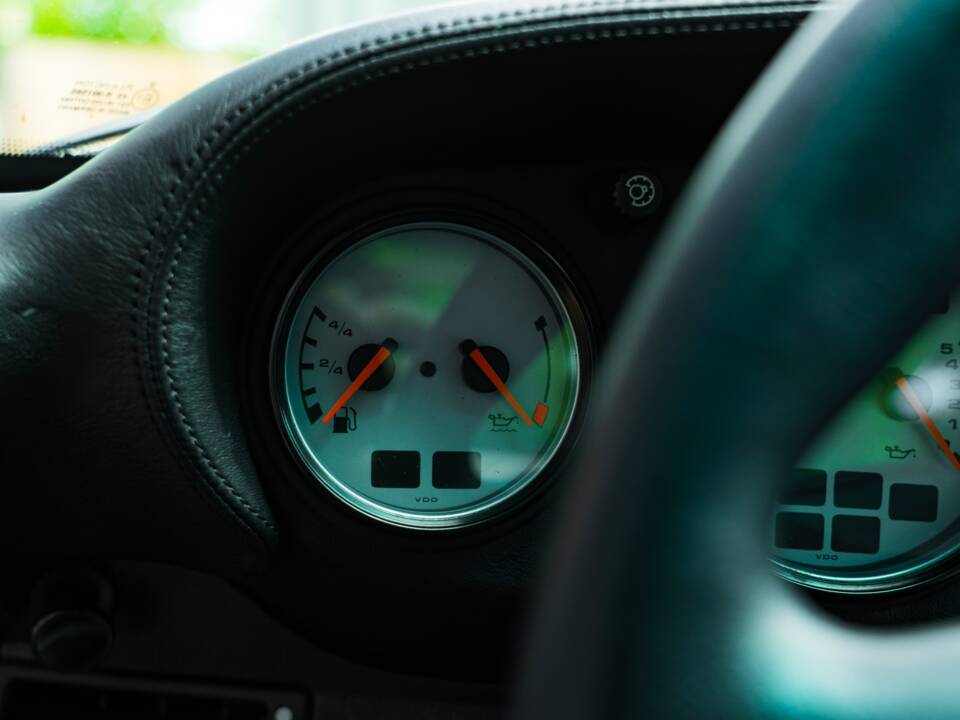 Bild 28/50 von Porsche 911 Turbo (1996)