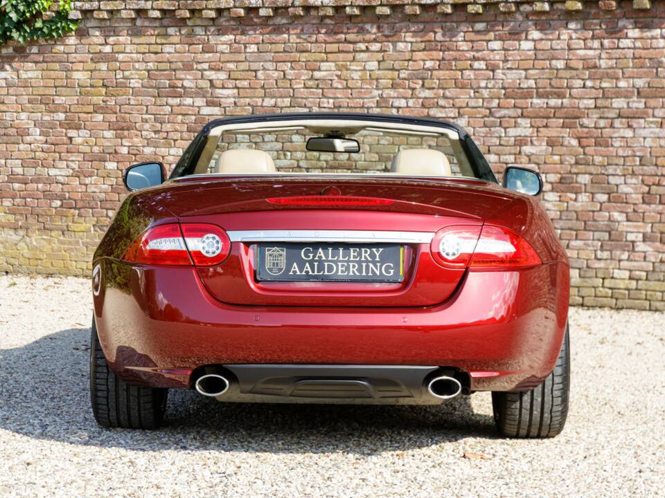 Image 6/50 of Jaguar XK (2011)