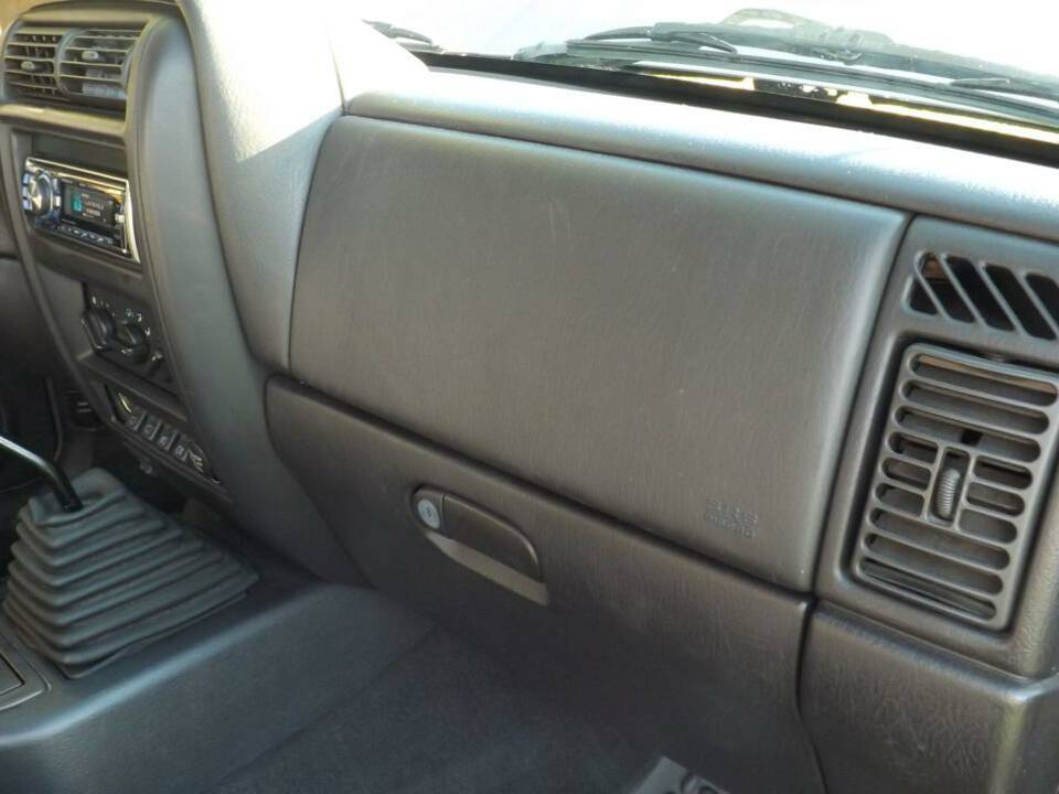 Image 39/50 of Jeep Cherokee 2.5 TD (2000)