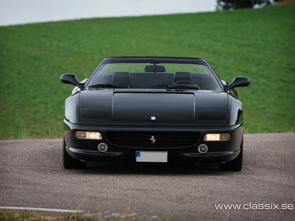 Imagen 27/33 de Ferrari F 355 Spider (1997)