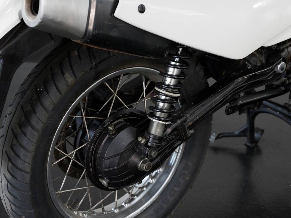 Immagine 10/19 di Moto Guzzi 750 X PA (1997)