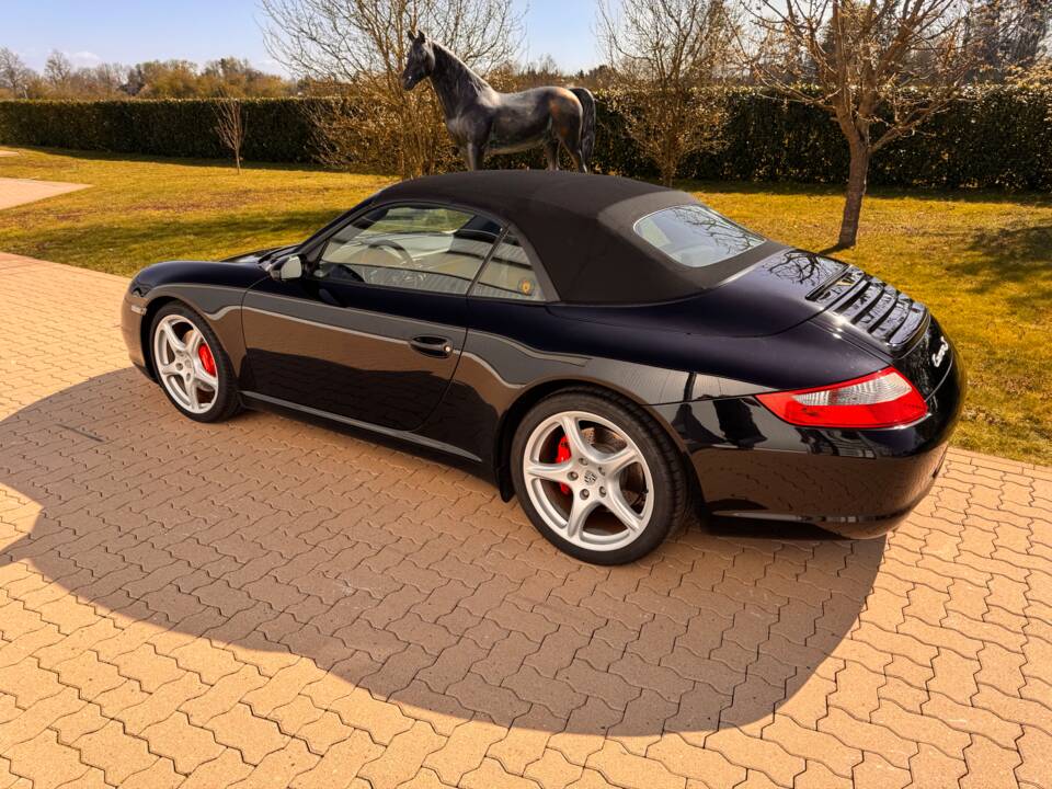 Bild 21/66 von Porsche 911 Carrera S (2006)