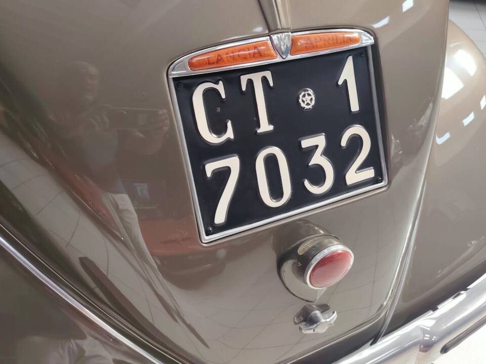Image 27/77 de Lancia Aprilia (1949)