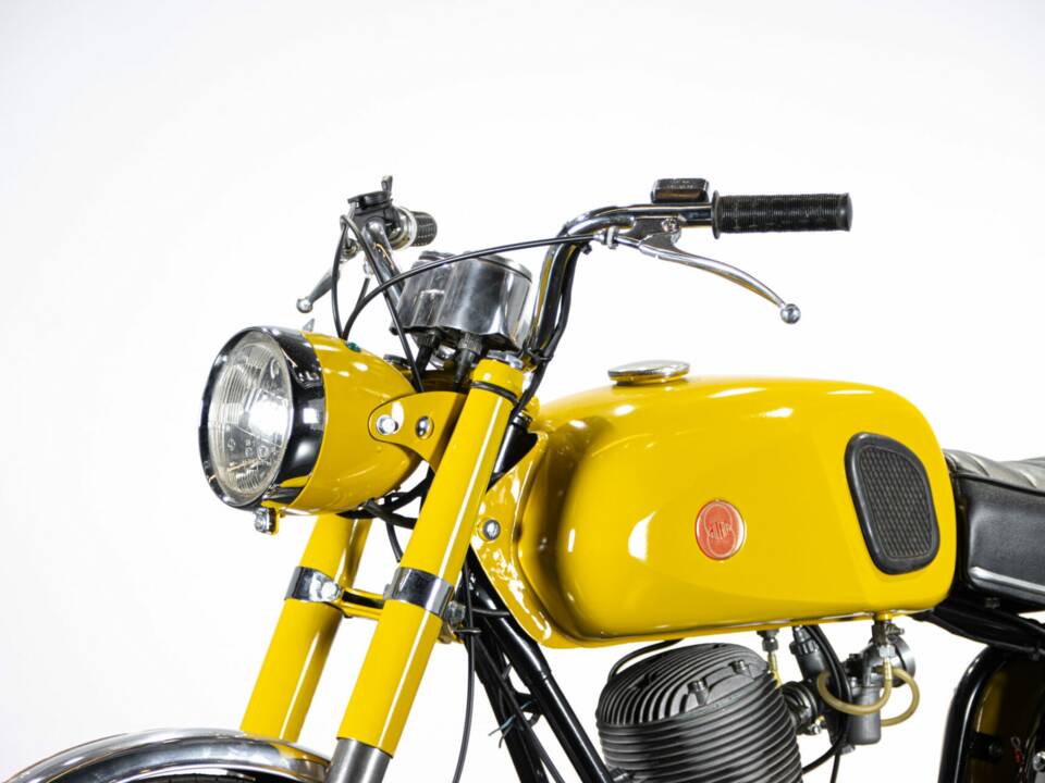 Imagen 49/50 de Gilera 150 Autostrada (1971)