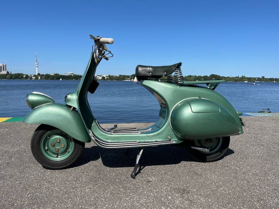 Immagine 6/32 di Piaggio Vespa 125 (1951)