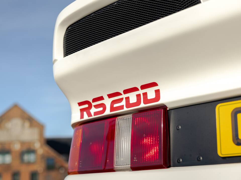 Image 20/50 of Ford RS200 (1986)