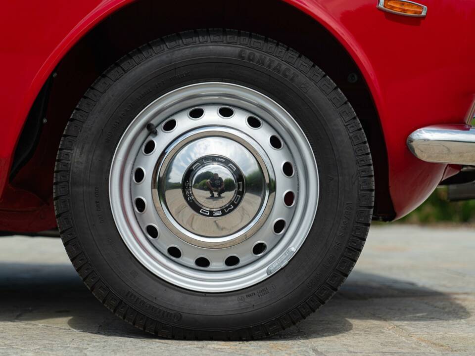 Bild 16/50 von Alfa Romeo Giulia 1600 Sprint GT Veloce (1967)