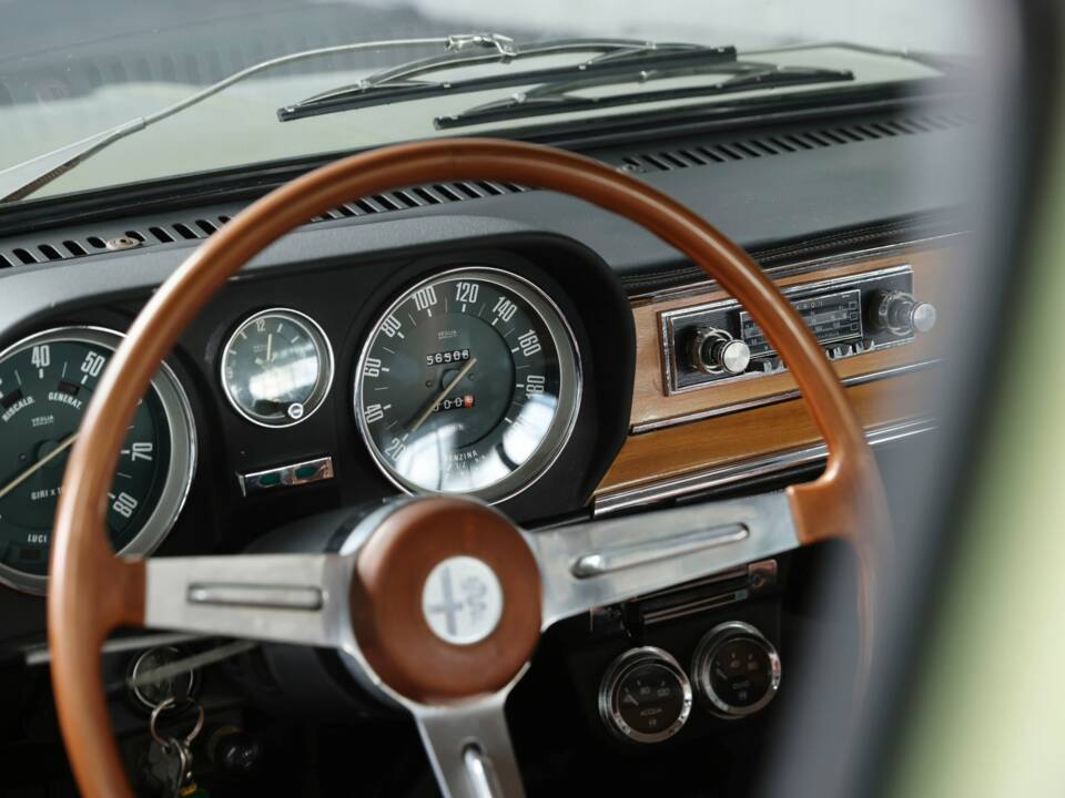 Imagen 16/49 de Alfa Romeo Giulia Super 1.3 (1973)